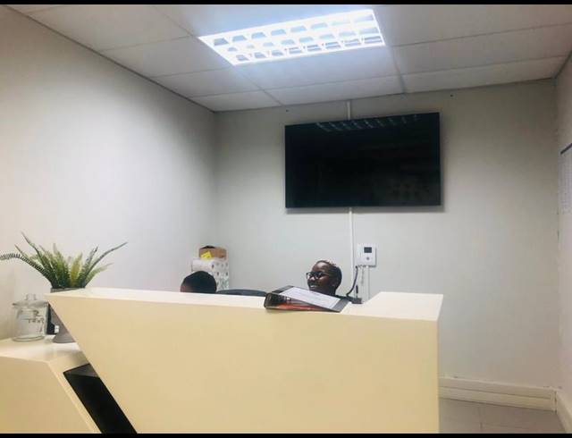 BUSINESS PROPERTY TO RENT IN BENDOR